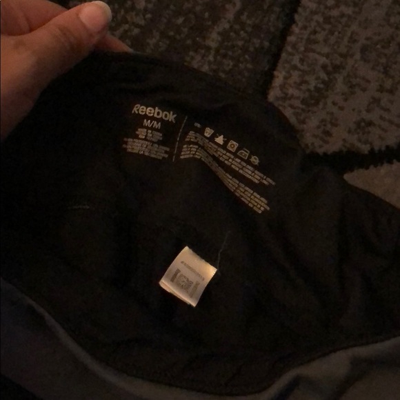 Black Reebok yoga pants - Picture 2 of 2